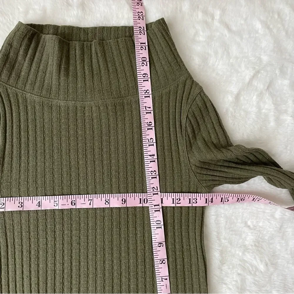 Free People Olive Green Sweater Size XS